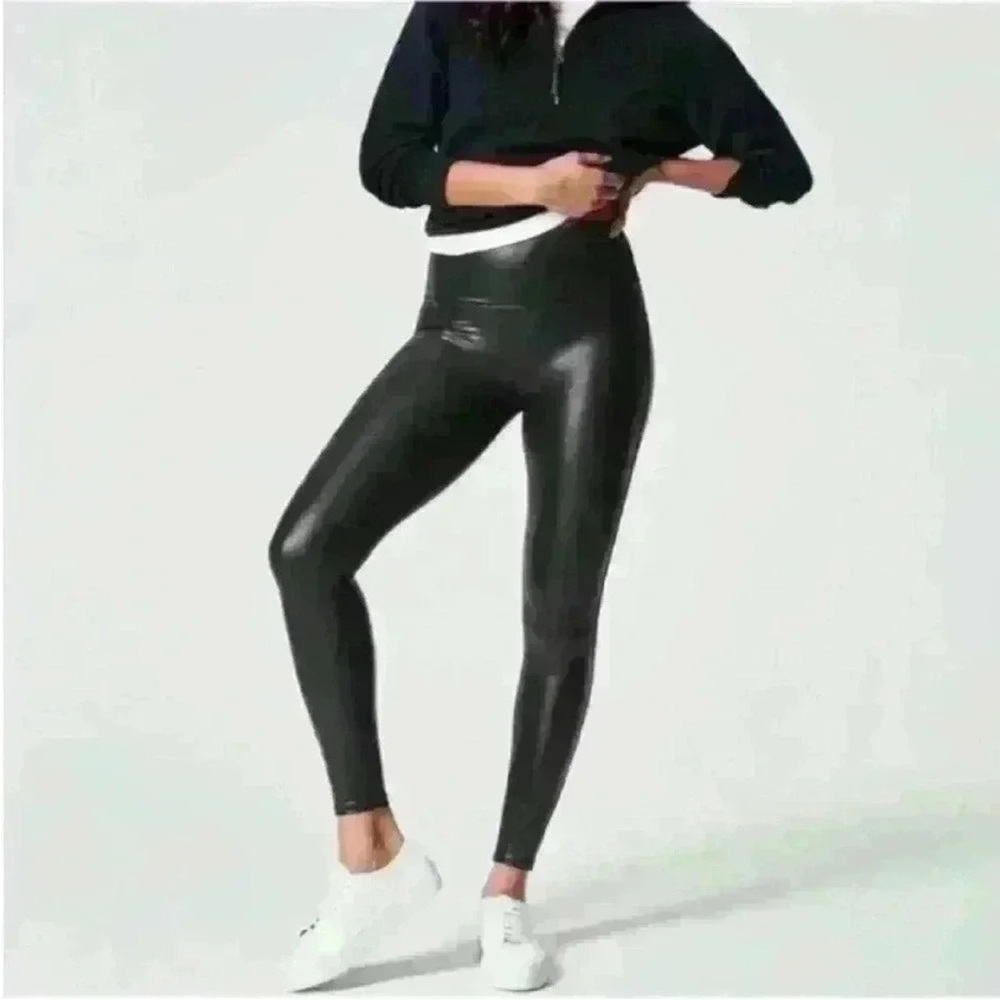 SPANX "Faux Leather Leggings"
Black Size XS New Without Tags! - Picture 3 of 9